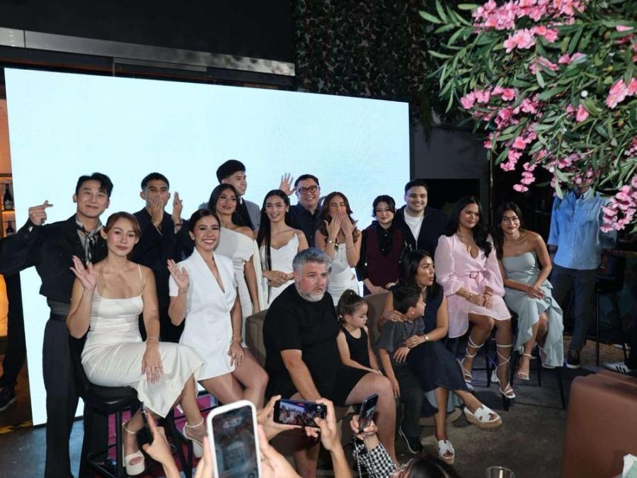 Status by Sparkle content creators launch