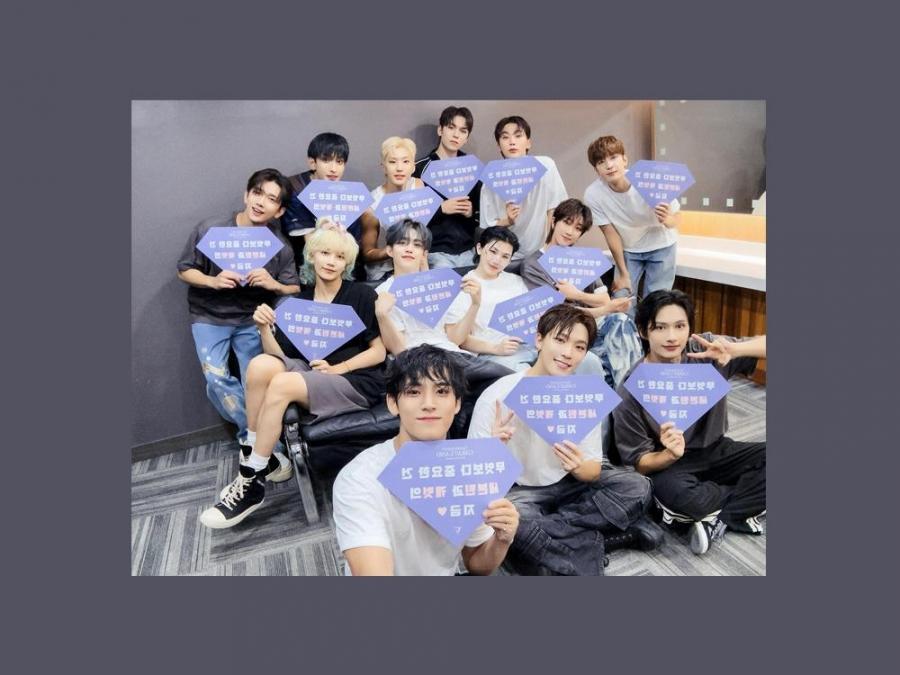 SEVENTEEN 12th mini album