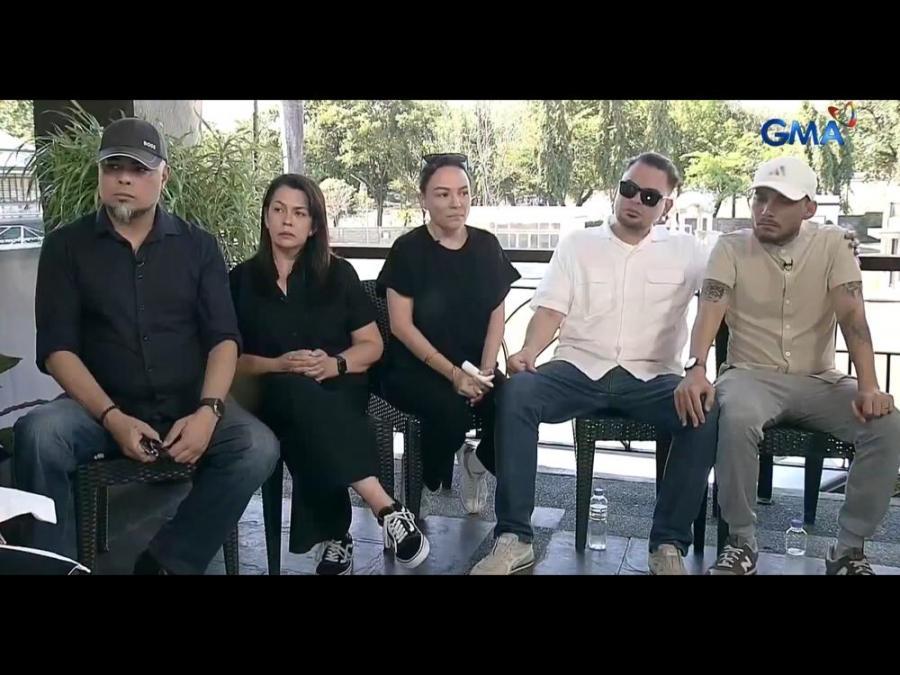 Ian de Leon, Lotlot de Leon, Matet de Leon, Kiko de Leon, at Kenneth de Leon 