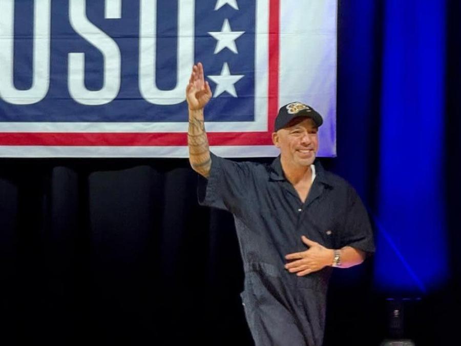 Jo Koy flight emergency landing