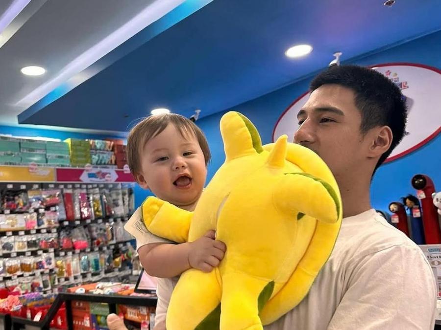 albie casino and son roman andrew