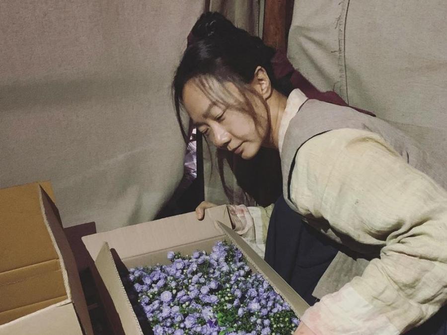 Kingdom actress Bae Doo Na 