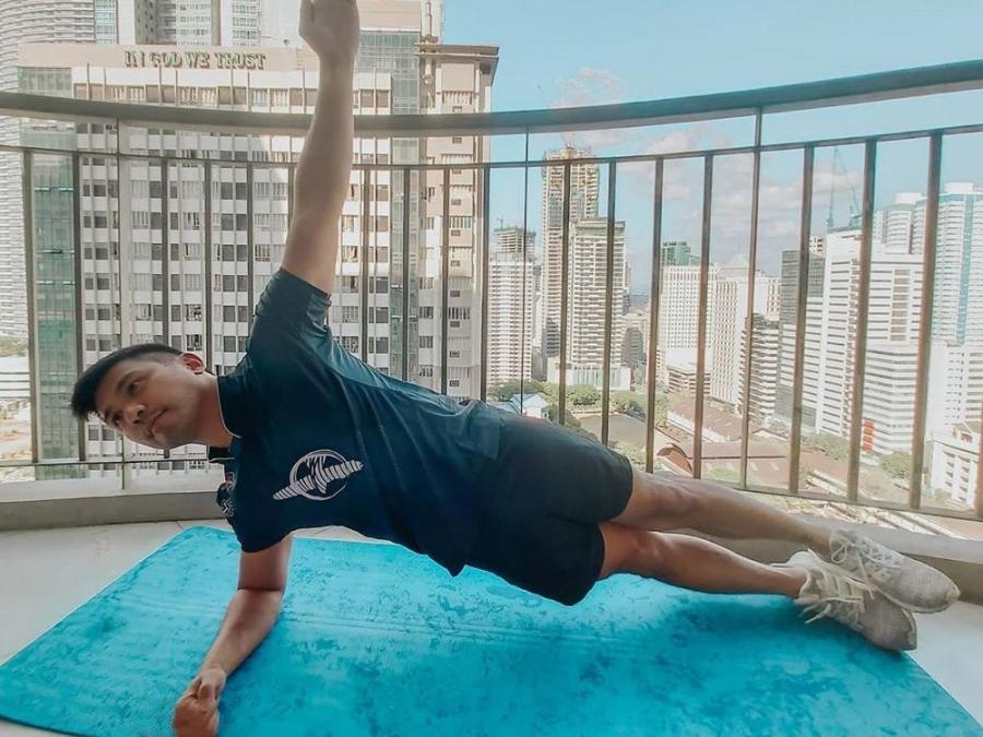 Rocco Nacino parking lot workout