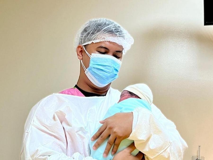 Anak ni Viy Cortez at Cong Na Si Kidlat Sumailalim Sa Tongue Tie Surgery