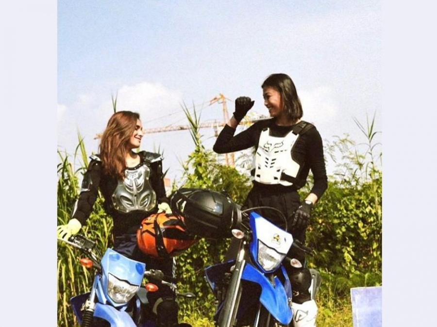 Michelle Dee and Max Collins