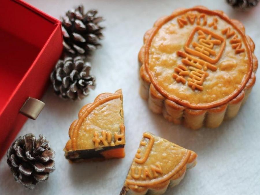 mooncakes