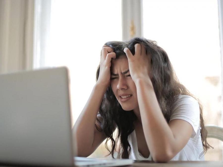 woman in front of a laptop