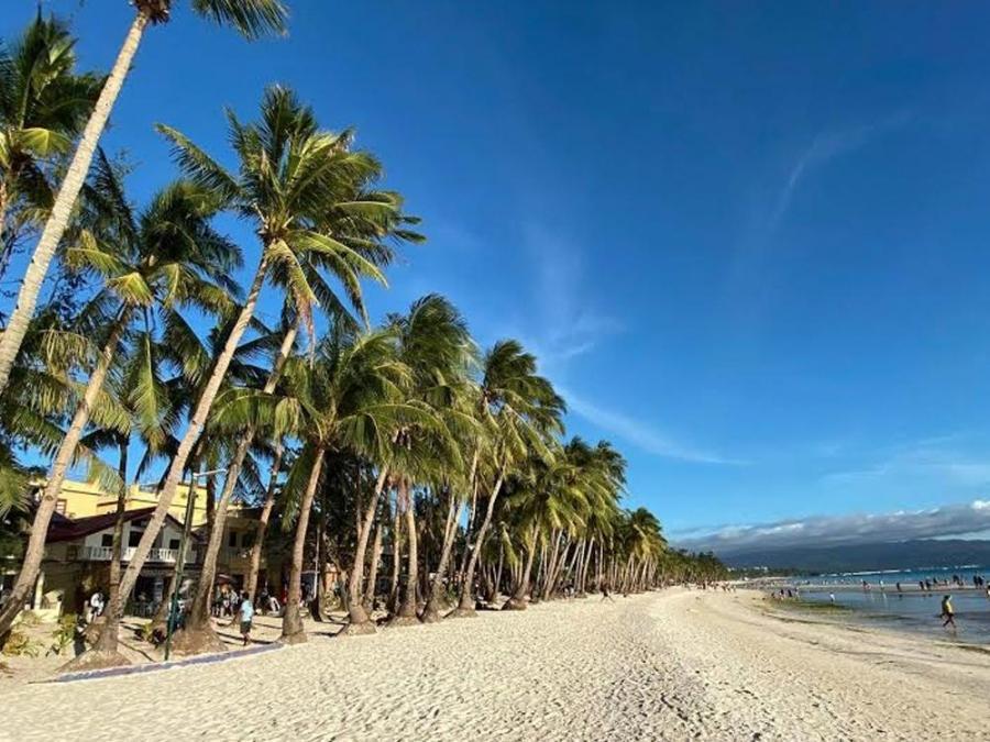 5 Of The Best Beaches Near Manila To Visit Beaches Vacation Images