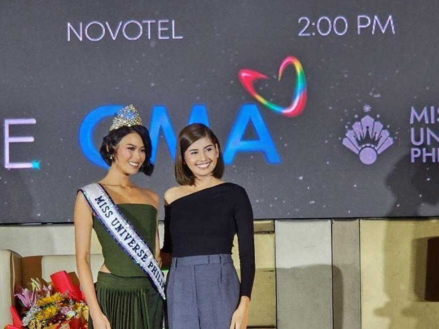 Shamcey Supsup and Michelle Dee