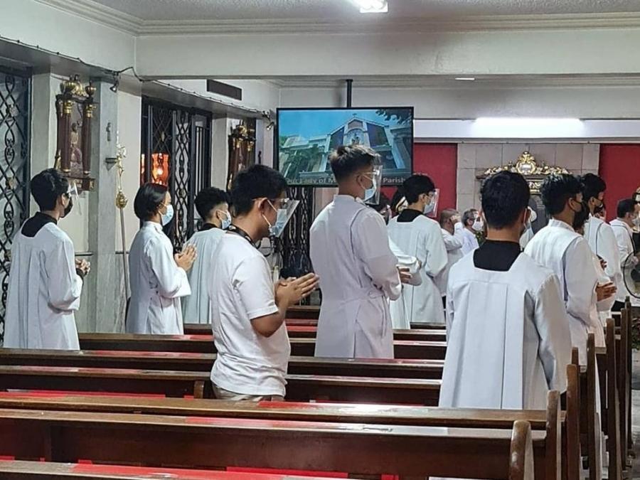 Candy Pangilinan, Quentin Pagilinan with Altar Boys