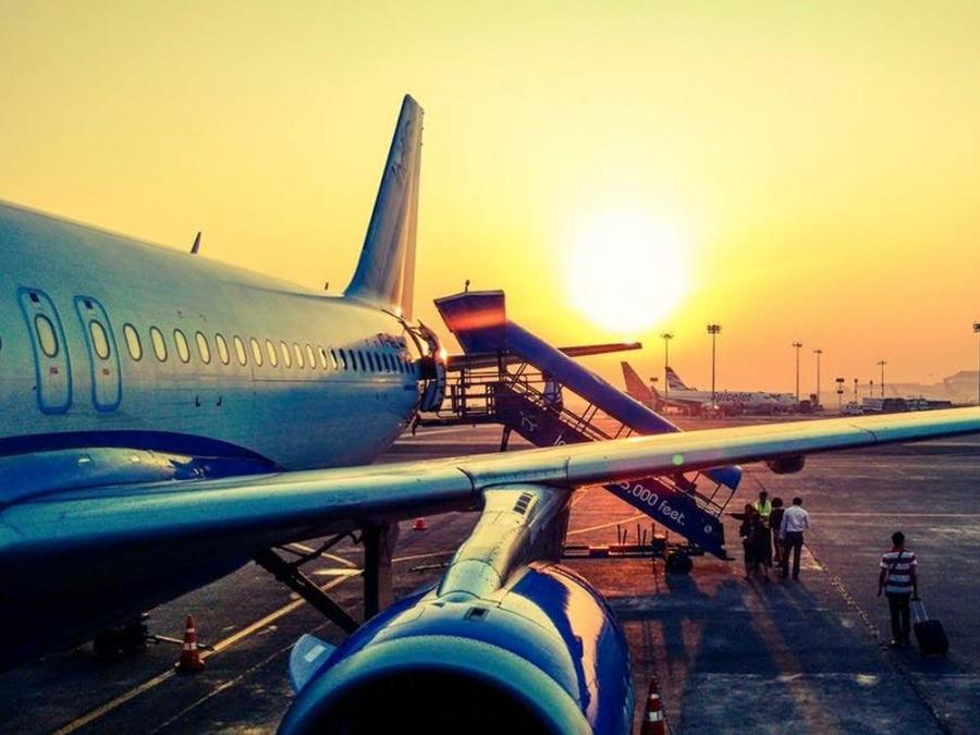 rebook or get a refund for cancelled flights to Hong Kong Macau and mainland China