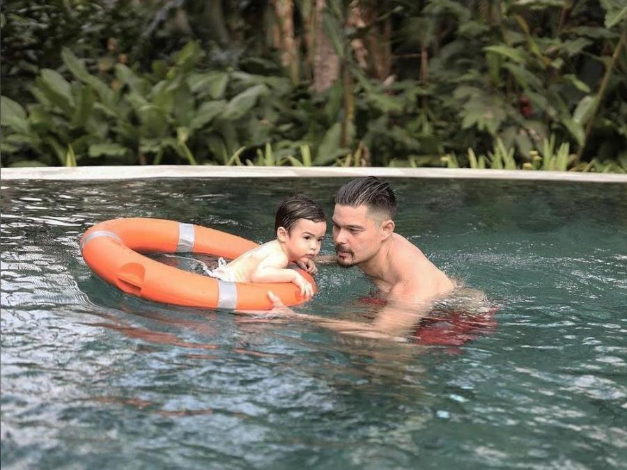 Dingdong Dantes and Sixto Dantes