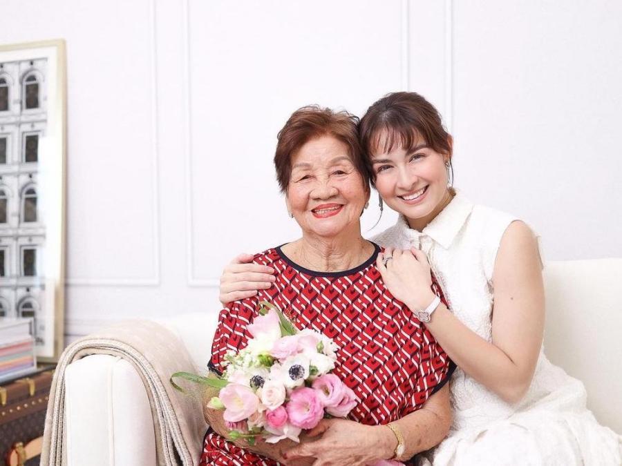 Marian Rivera with Lola Iska