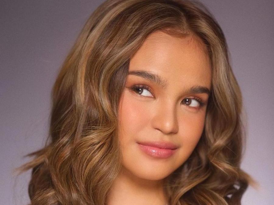 Zephanie in All-Out Sundays