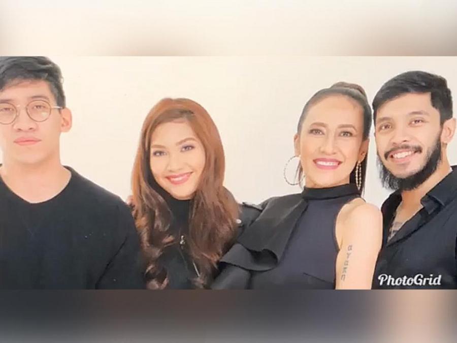 aiai delas alas with her children