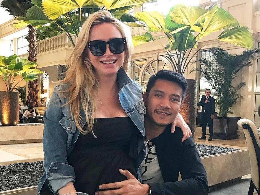 Look: James Yap's Girlfriend Michela Cazzola Shows Off New Baby Bump 