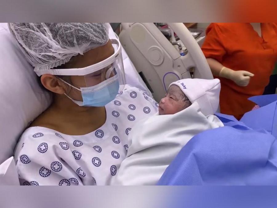 Iya villania and baby alana