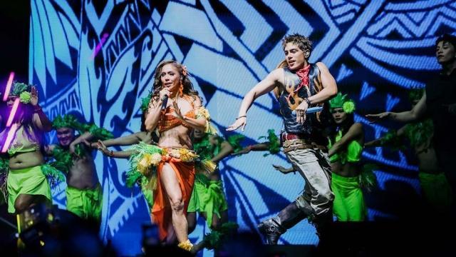 SB19's Stell honored to perform with Rochelle Pangilinan on stage