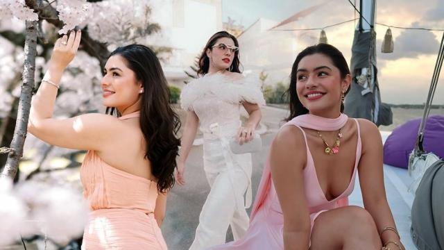 Thia Thomalla has the face and body that can take your breath away