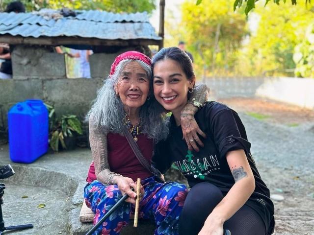 zeinab harake with apo whang od