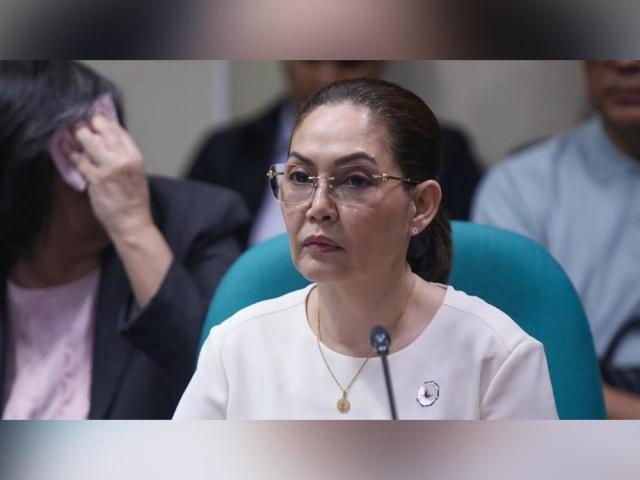 Maricel Soriano in Senate hearing