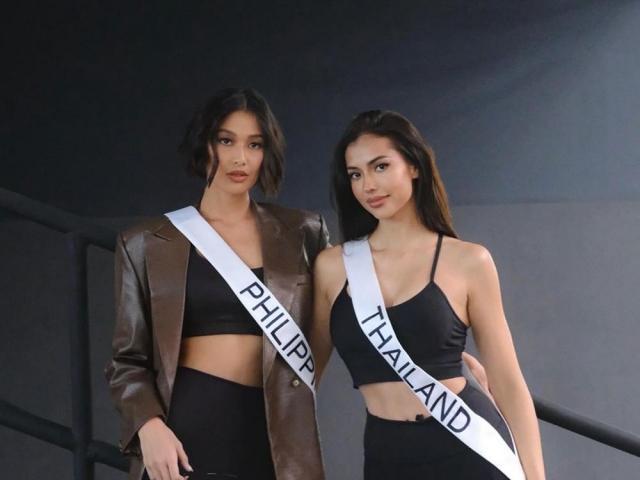 Michelle Dee and Anntonia Porsild