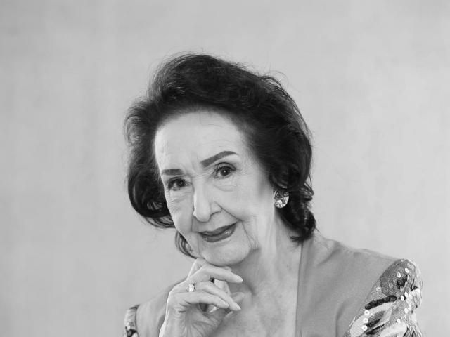 Gloria Romero