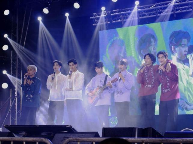 Hit Bite Love actors at LACON: A Thai Fandom Event