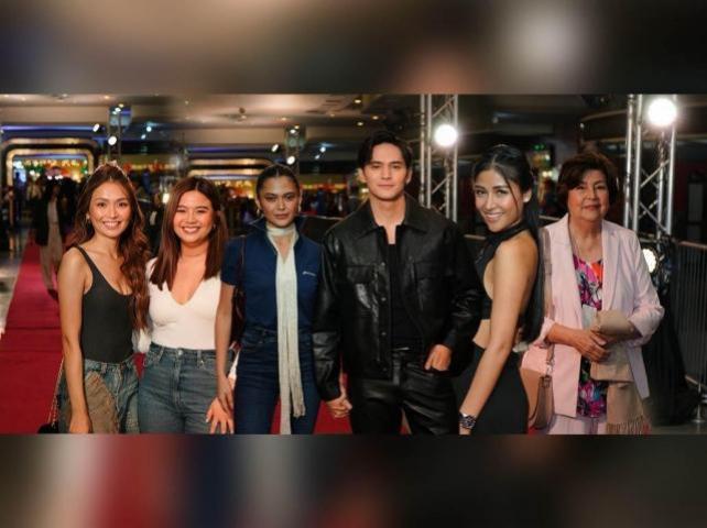 Five Breakups and a Romance premiere night