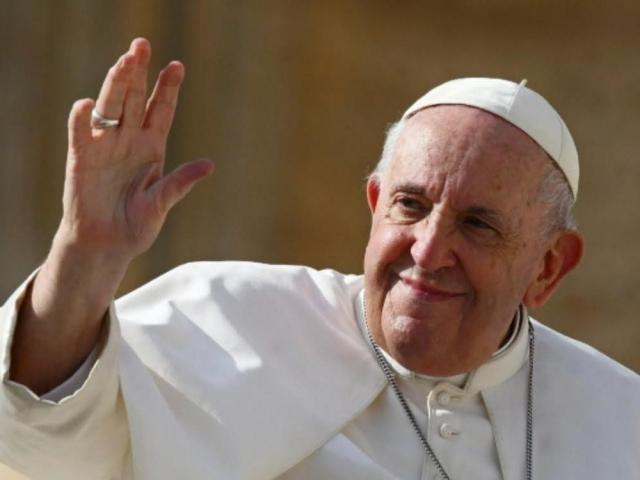 Pope Francis and netizens