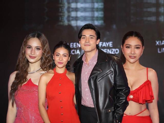 Playtime premiere night