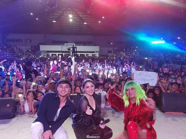 Kapuso stars at the Sipalay Festival