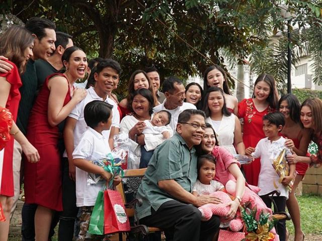 Kapuso stars na kumanta ng 2019 Christmas Station ID
