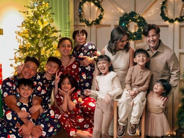 Celebrities Christmas family photos