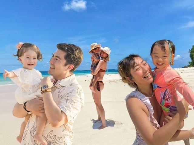 These celebrity kids enjoy the beach