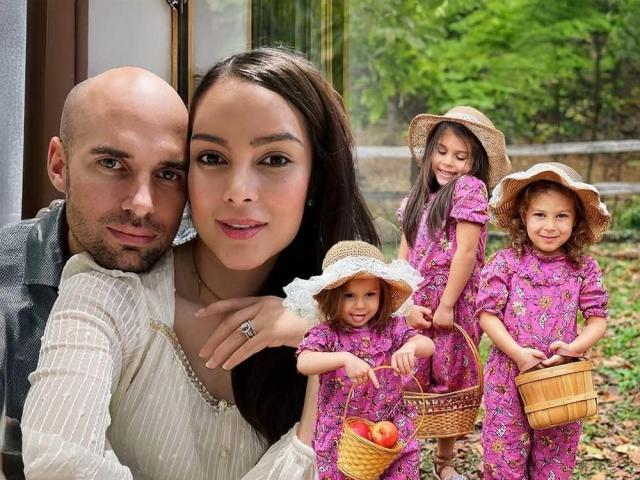 Jewel Mische's family