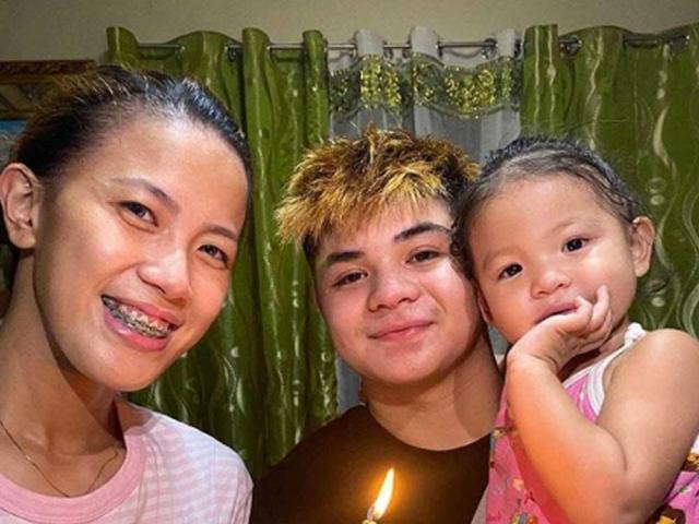 Bugoy Carino family photos