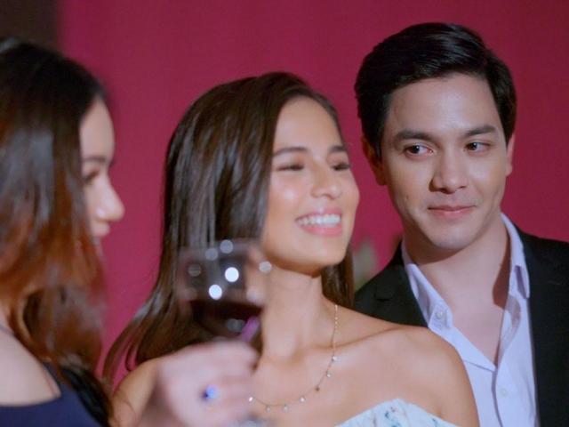 Jasmine Curtis-Smith and Alden Richards in 'The World Between Us'
