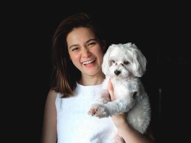 Bea Alonzo and her dog Walter     