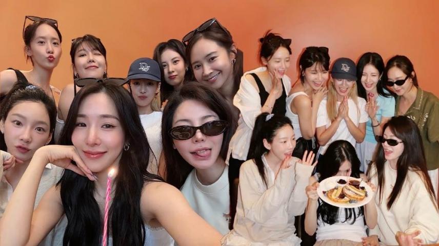 SNSD Reunion