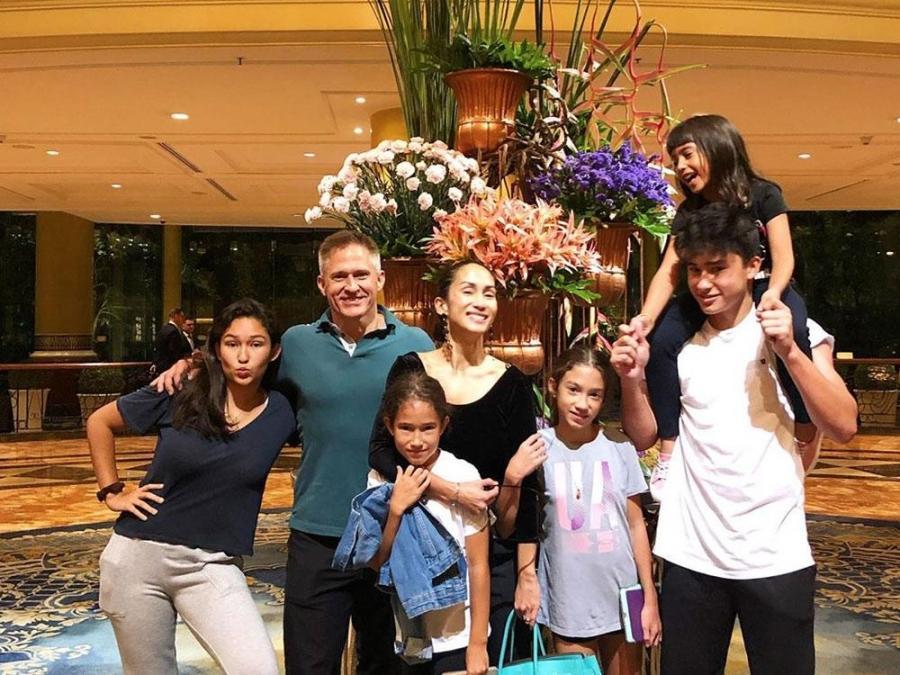 #PerfectFamily: The happy family of Ina Raymundo | GMA Entertainment