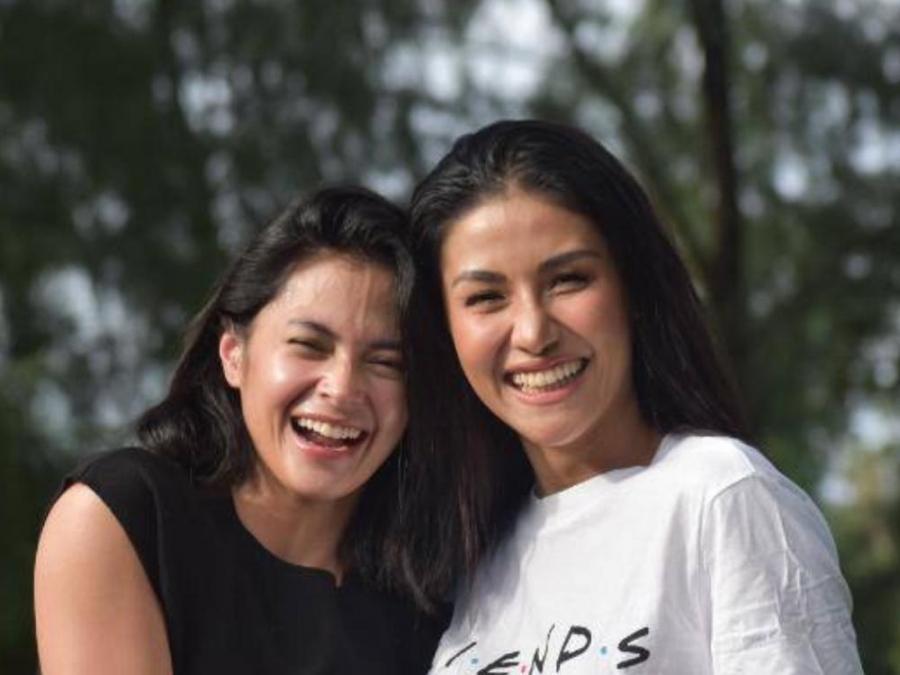 Bianca Umali and Sanya Lopez