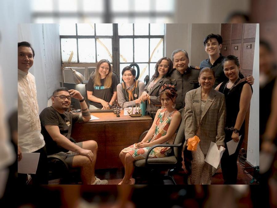 'Simula Sa Gitna' co-stars