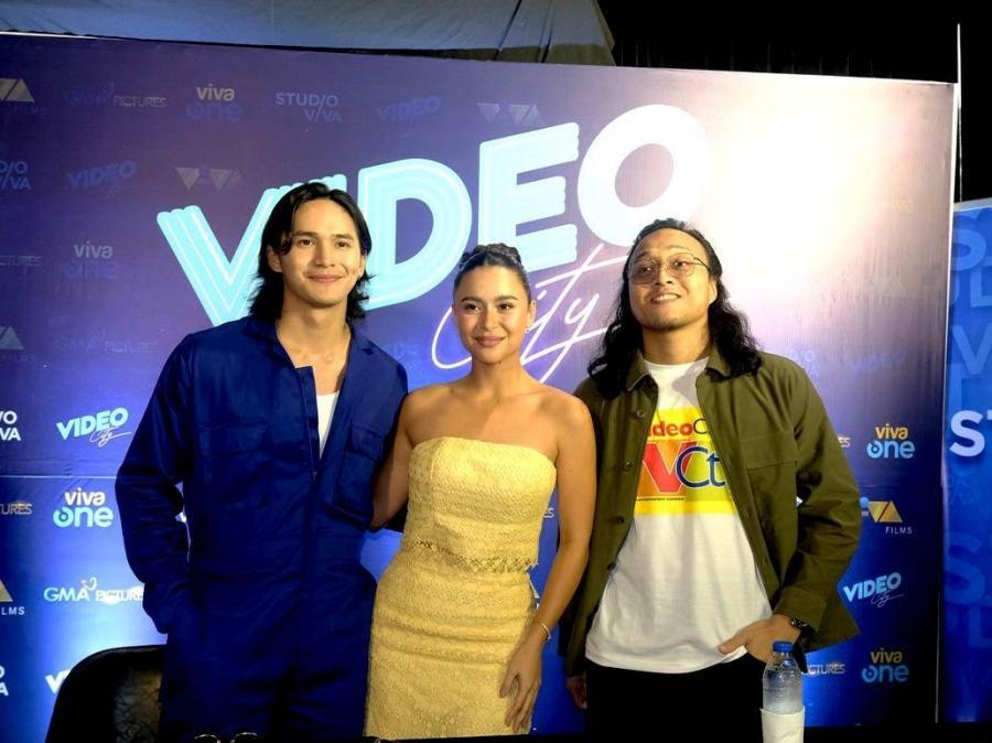 Ruru Madrid and Yassi Pressman at Video City storycon