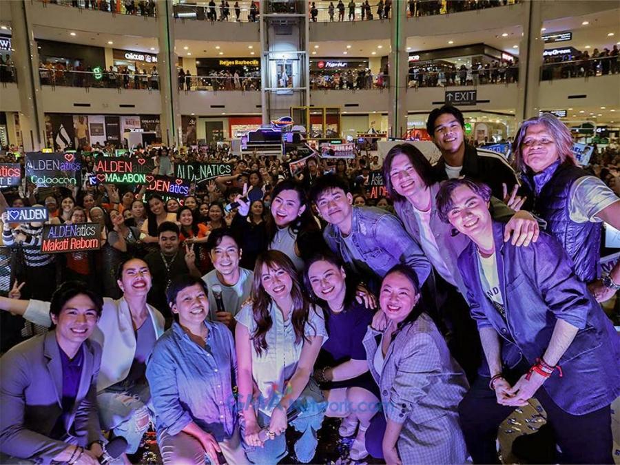 Five Breakups and a Romance Live Experience