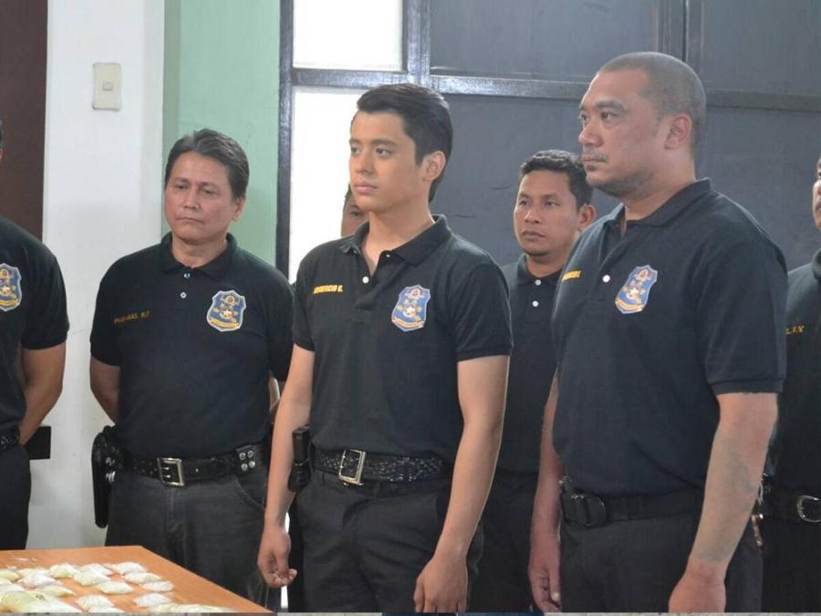 IN PHOTOS: Victor Neri bilang notorious na pulis sa '#MPK' | GMA ...