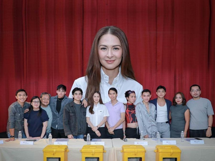Marian Rivera and the cast of Balota