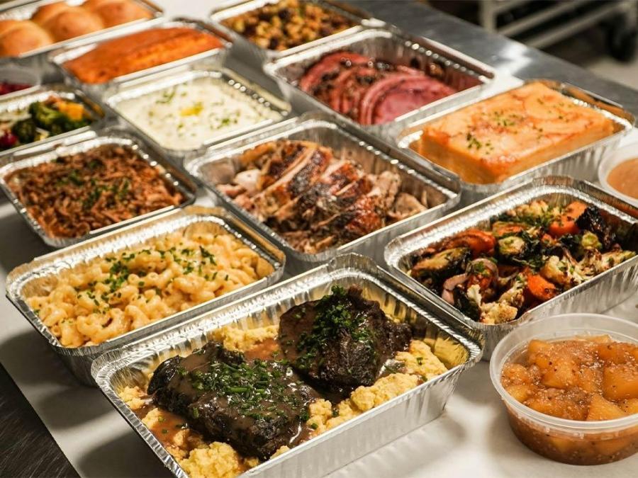 Where to buy food party trays for your holiday feasts