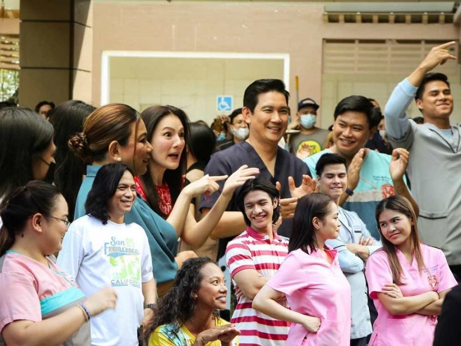 Captured moments on the set of 'Abot-Kamay Na Pangarap' | GMA Entertainment