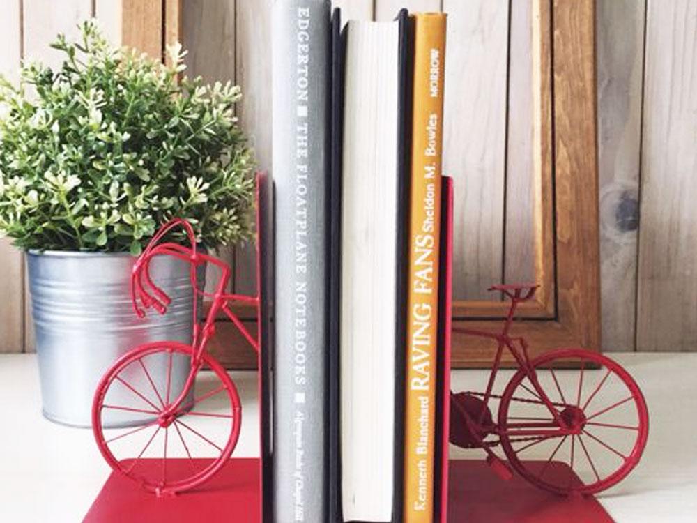 A stylish bookend